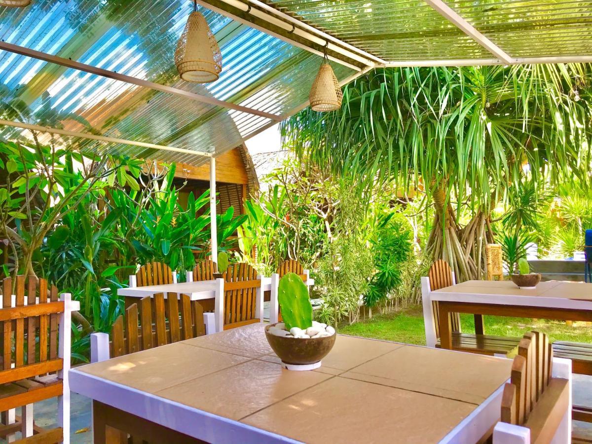 Cotton Tree cabañas Gili Trawangan Exterior foto